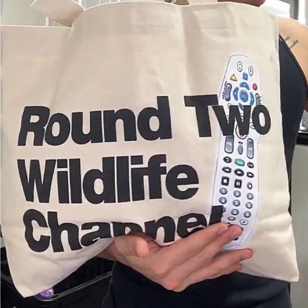 Round 2 Wildlife Channel Canvas Tote Bag - Cream - NEW